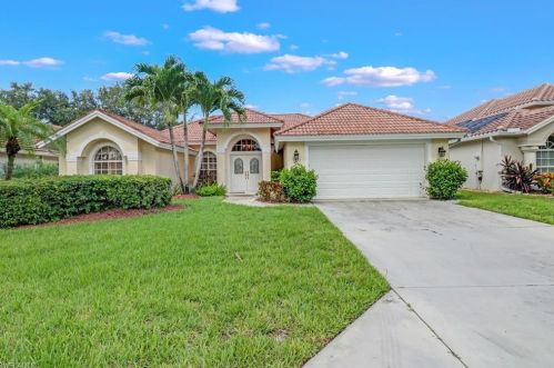 1031 Tivoli Ln, Naples, FL 34104-0857