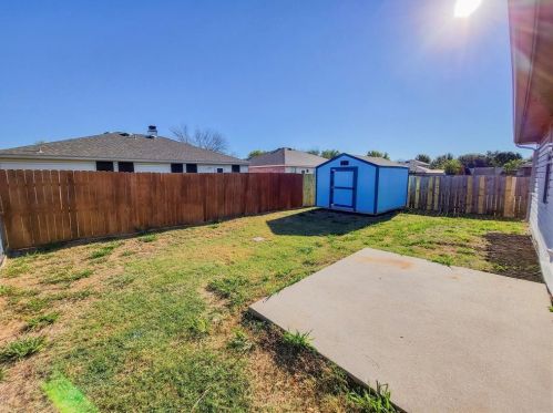 1408 Cherokee Rose Ln, Burleson TX  76028-0502 exterior