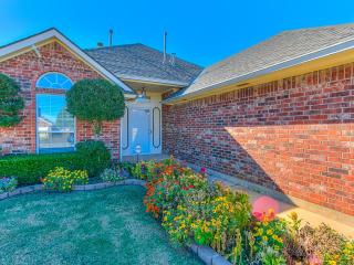 640 Fire Light Dr, Oklahoma City, OK 73160-5624