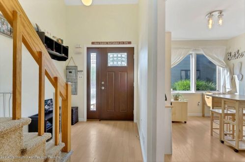 58 Malibu Ct, Old Bridge NJ  08857-3053 exterior