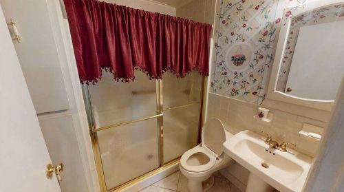 14 Smith St, South Setauket NY  11720-3859 exterior