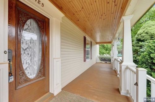 185 Closter Dock Rd, Closter NJ  07624-1907 exterior