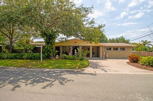 4291 Cherry St, Saint Petersburg FL  33703-5033 exterior