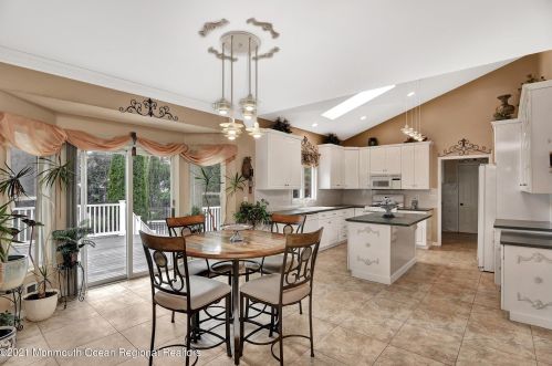 8 Rillstone Ct, East Freehold NJ  07728-8574 exterior