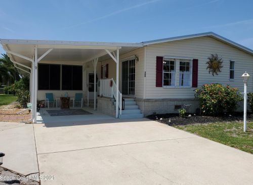368 Egret Cir, Sebastian, FL 32976-7813