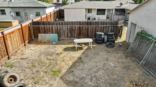 1609 Stetson Ave, Modesto CA  95350-4024 exterior