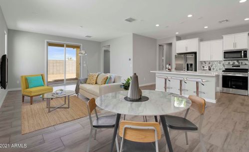 519 110th Dr, Avondale, AZ 85323-3325