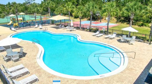130 Clb House Dr, Freeport FL  32439 exterior