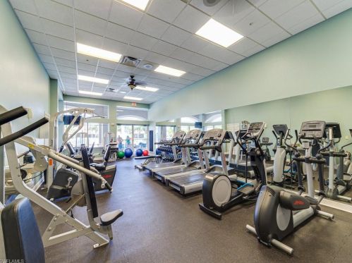 14318 Manchester Dr, Naples FL  34114-8626 exterior