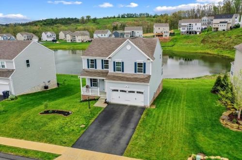 48 Trotter Ln, Clinton, PA 15026-1762