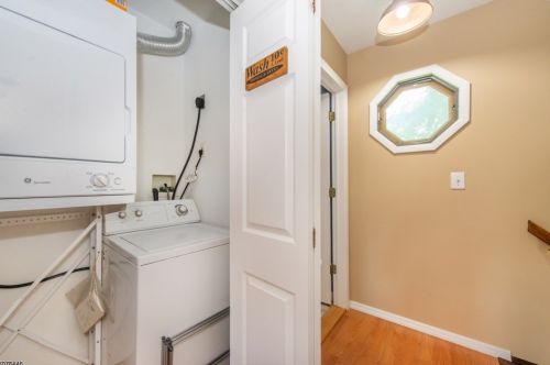 50 Broadway, Hopatcong NJ  07843-1147 exterior