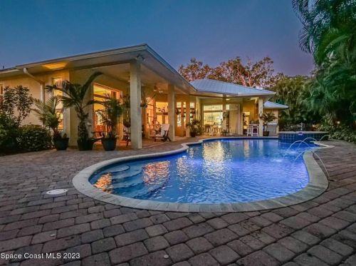 5165 Rosewood Ln, Vero Beach, FL 32966-2242