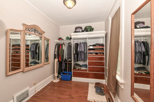 3115 Brisbane Ave, Milwaukee WI 53207-2605 exterior