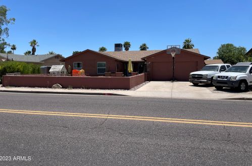 6021 Acoma Dr, Scottsdale, AZ 85254-2520