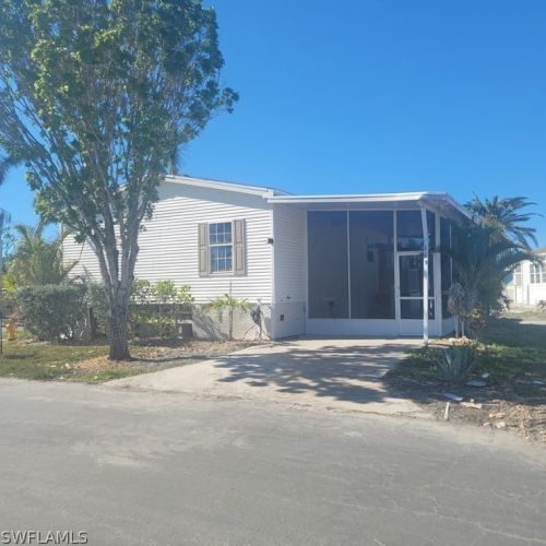 111 Blackbeard Way, Fort Myers Beach, FL 33931-3423