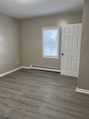 17 Wainwright St, Newark NJ  07112-1433 exterior