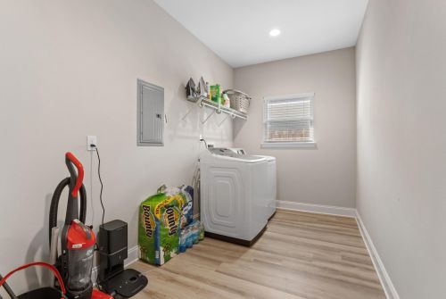 31 8th Ave, Shalimar FL  32579-1806 exterior