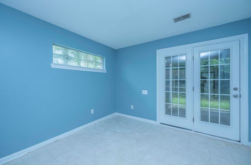 3236 Queensgate Way, Mount Pleasant SC  29466-6989 exterior