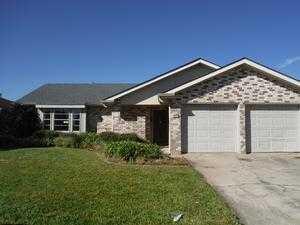 760 Terry Pkwy, Gretna, LA 70056-4352