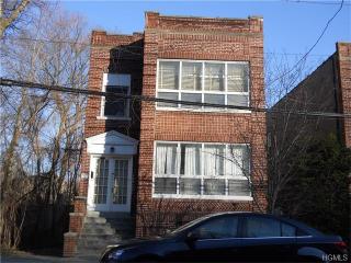 5276 Post Rd, Bronx, NY 10471-3053