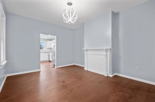 637 Bigelow St, Pittsburgh PA  15207-1205 exterior