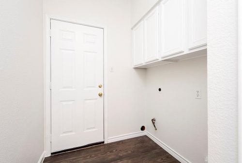 322 Tamara Dr, Georgetown TX  78628-8992 exterior