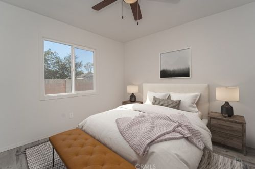 1813 Queensdale St, Compton CA 90221-1930 exterior