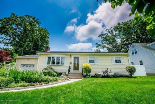 85 Van Buren St, Woodbridge, NJ 07095-2411