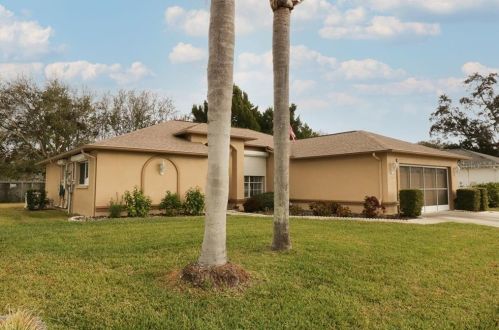 7347 Royal Crescent Ct, Port Richey, FL 34668-6967