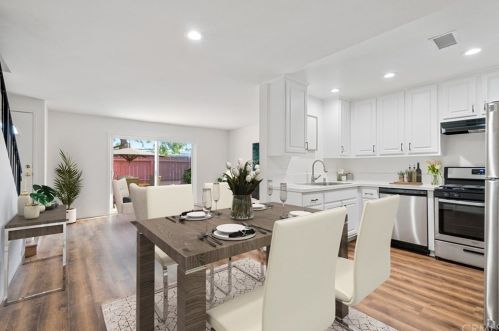 121 Arroyo Dr, Montebello, CA 90640-2158