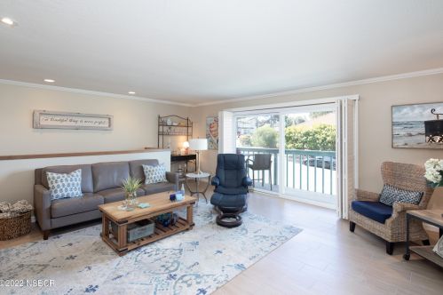 615 Piney Way, Morro Bay, CA 93442-2376