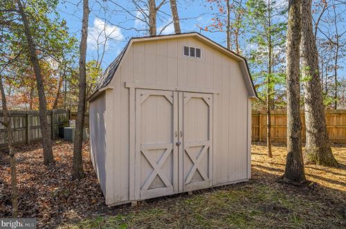 10511 Holleybrooke Dr, Spotsylvania VA  22553-1635 exterior