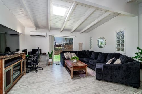 2266 Amokemoke St, Pearl City HI  96782-1347 exterior