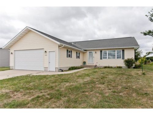 2405 Taylor Ave, Urbana, IA 52345-9108