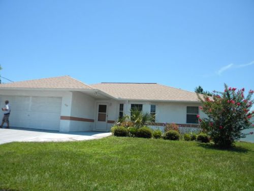 6485 Homestead Ave, Cocoa, FL 32927-8928