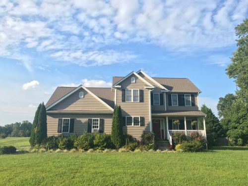 1301 River Rd, Aylett, VA 23009-2100