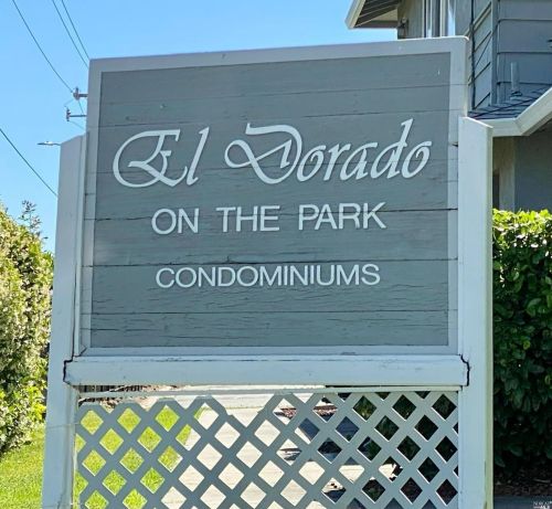 158 Del Rio Ct, Vacaville CA  95687-4820 exterior