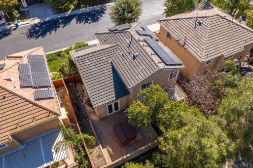 30058 Laurel Creek Dr, Temecula CA  92591-3617 exterior