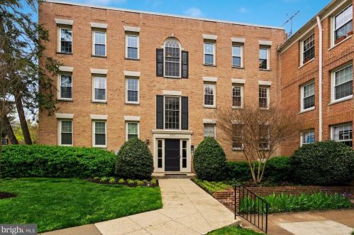 2717 Ordway St, Washington, DC 20008-5040