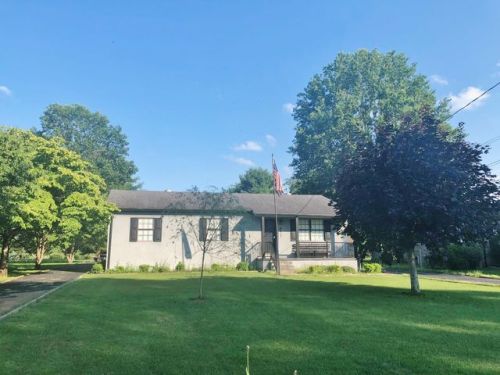 651 Sunburst Dr, Mc Minnville, TN 37110-3050