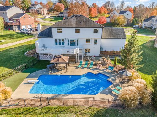 7920 Driftwood Dr, Florence, KY 41042-9146