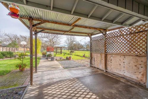 6530 Old Redwood Hwy, Santa Rosa CA  95403-1480 exterior