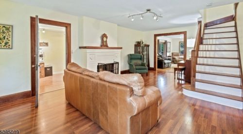 309 Lincoln Ave, Cranford, NJ 07016-2901