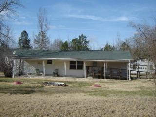 6972 Center Hill Rd, Finger, TN 38334-3032