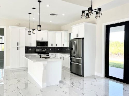 4281 60th Ave, Naples FL  34120-2648 exterior
