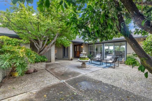 231 Donald Dr, Hollister CA  95023-6361 exterior