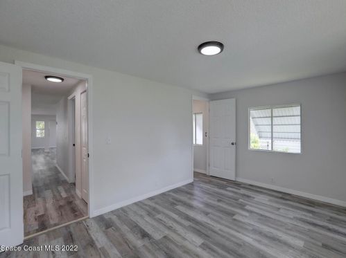 1112 Oriole Cir, Sebastian FL  32976-7521 exterior