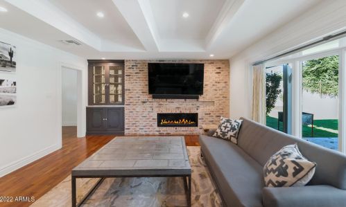 6020 Calle Del Media, Scottsdale AZ  85251-3018 exterior