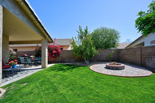 6409 Wahalla Ln, Glendale AZ 85308-5579 exterior