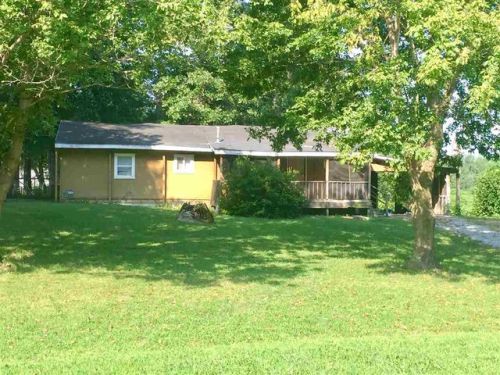 575 Main St, Medina, TN 38355-9774